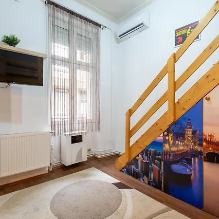 Apartamento With Good Transport Link 2 Budapest